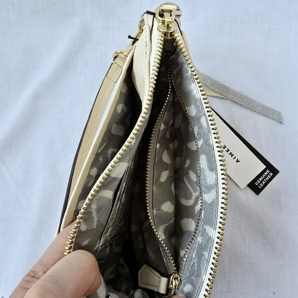 Aimee Kestenberg▪️Fiery Novelty Pouchette Sandy Laser Cut Leather Wristlet Purse - Picture 6 of 9